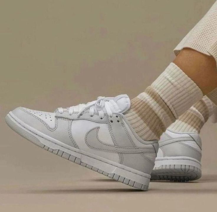 NIKE DUNK (15% OFF AL AGREGAR AO CARRITO)